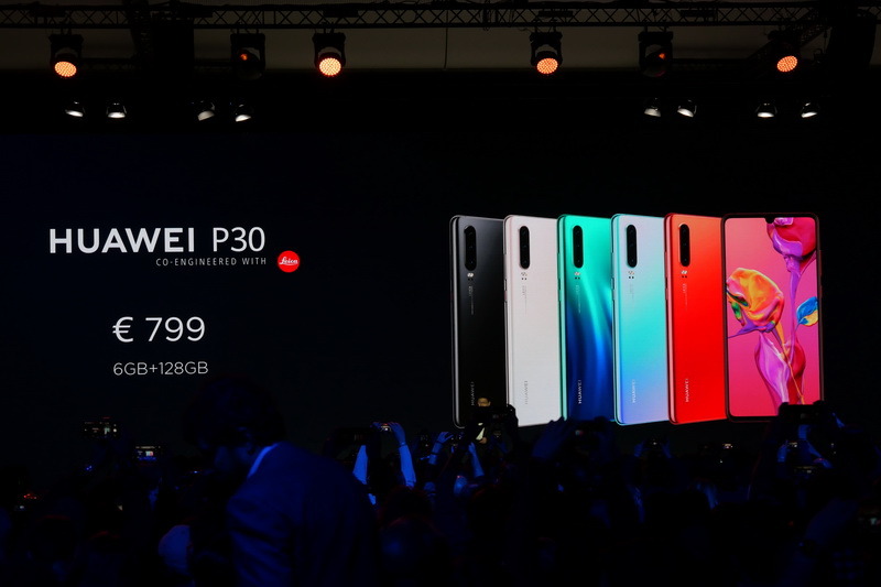 P30の欧州での価格は799ユーロから