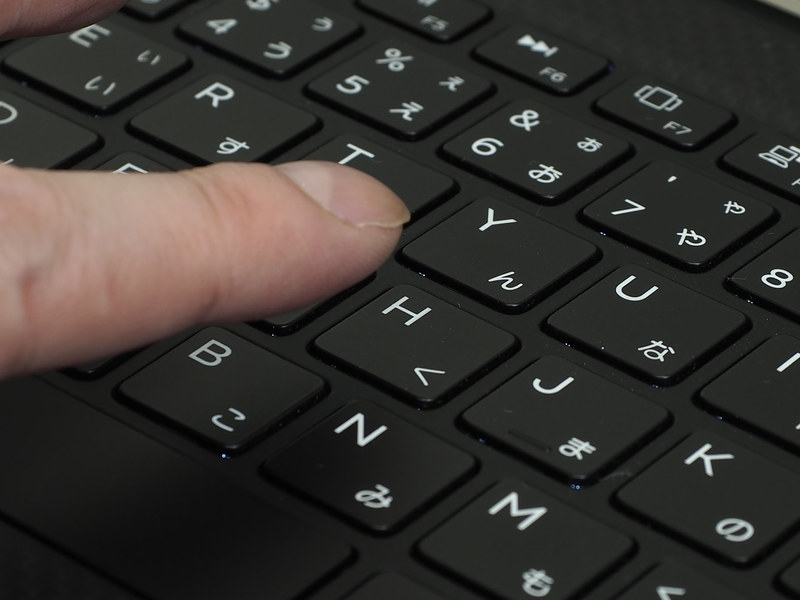 キーストロークはかなり浅め