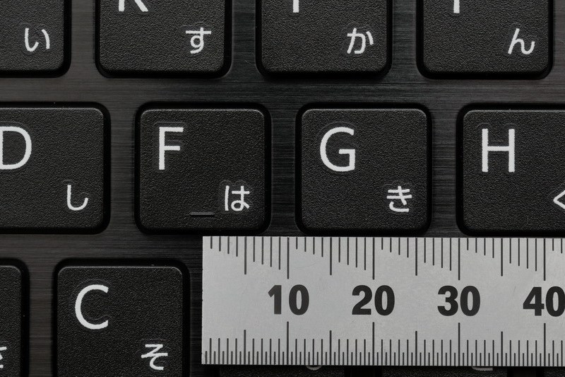 主要キーのキーピッチは19mmフルピッチを確保