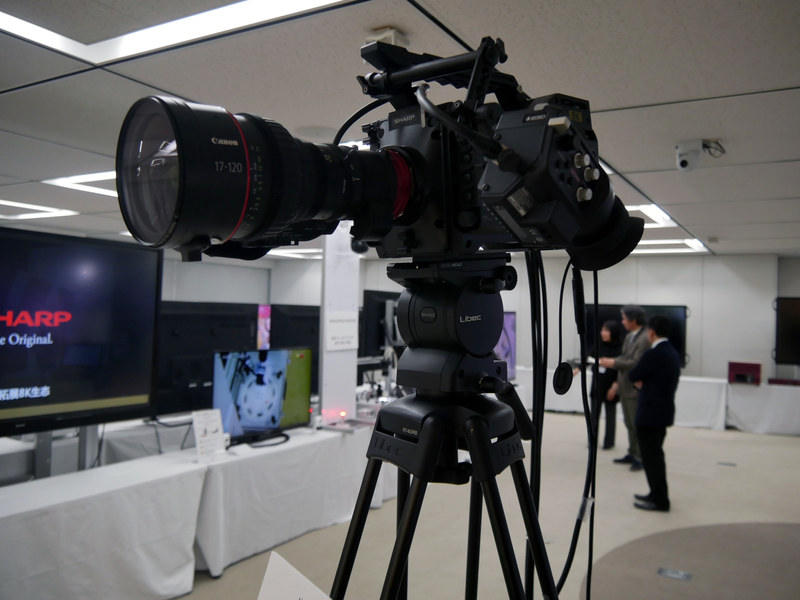 5Gによる8K映像の配信実証実験の様子も公開