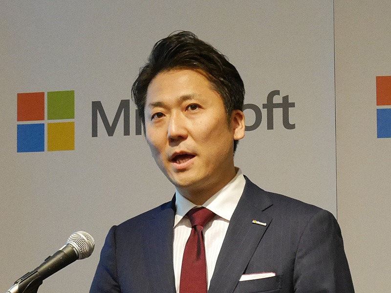 執行役員 常務 クラウド&ソリューション事業本部長 兼 働き方改革推進担当役員 手島 主税