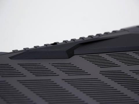 Hothotレビュー】LEVEL∞の16.1型大画面ゲーミングノートはRTX 2070