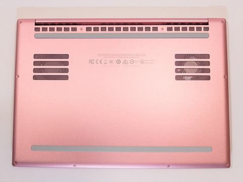 PC短評】ピンクカラーの13.3型ゲーミングノート「Razer Blade Stealth