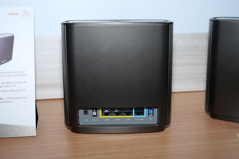 イベントレポート】ASUS、アンテナ内蔵型のWi-Fi 6対応トライバンド