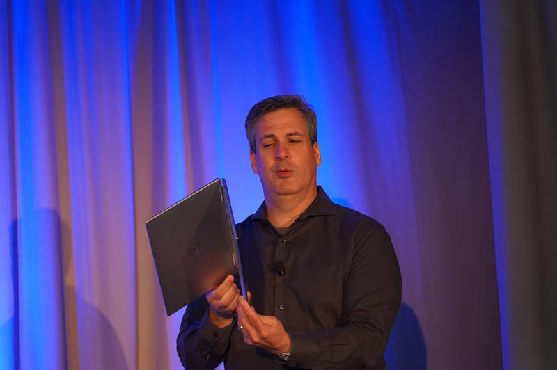 Dellの新XPS 13 2-in-1、第10世代Coreを搭載している