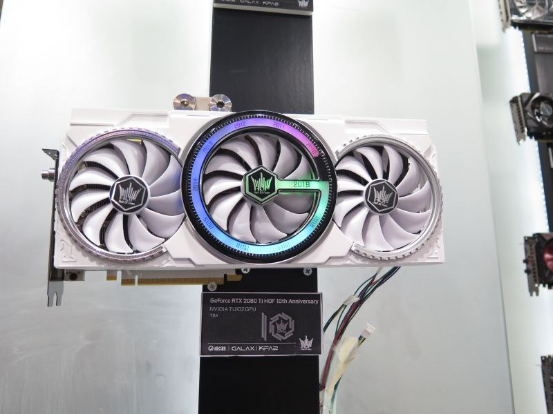 GeForce RTX 2080 Ti HOF 10th Anniversary