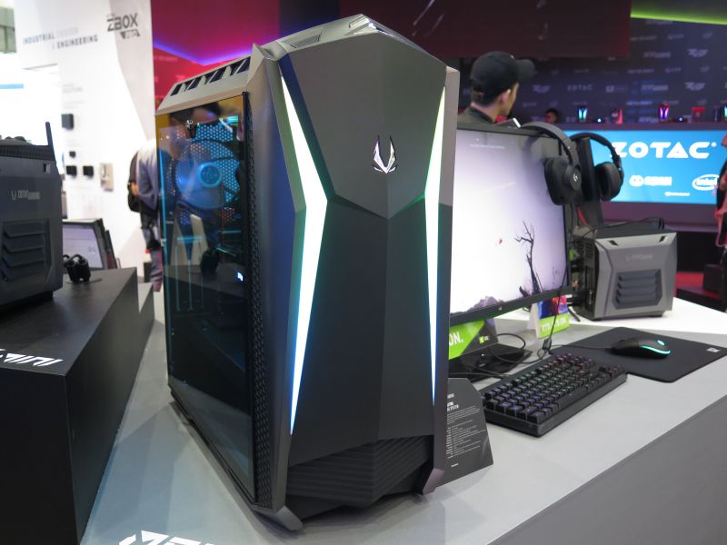 大型ケース採用でトップ性能のMEK ULTRA