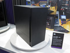 イベントレポート】Cooler Master、金属製で吸音材つきサイドパネルを
