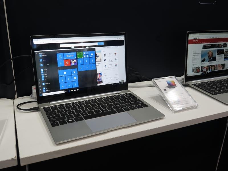 ibo intelligentのSnapdragon 850搭載モバイルノート「i125Q1」