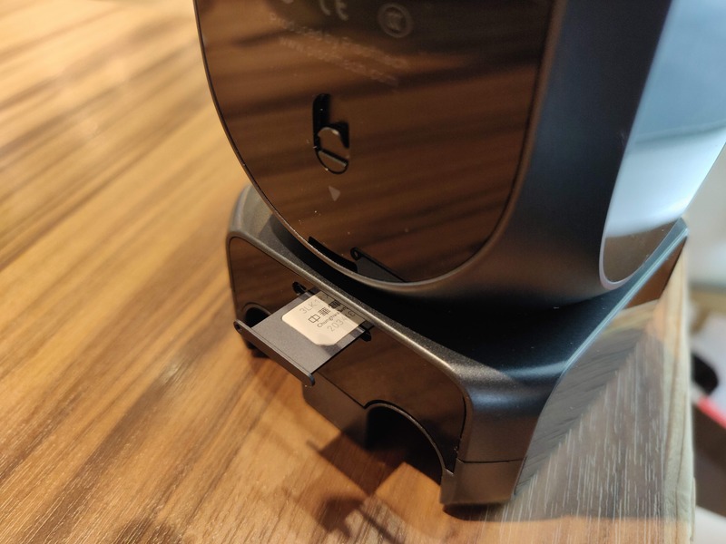 中華電信のSIMで問題なく通信できた。ちなみにAPNの設定などは用意されていない