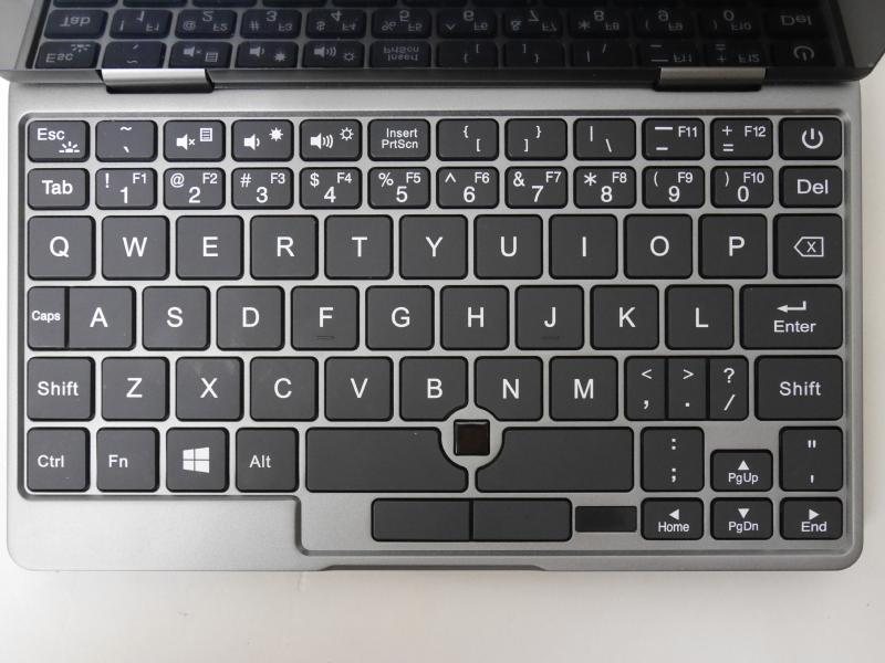 キーボードは従来と同様