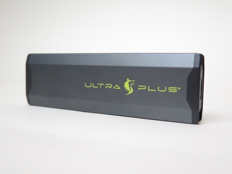 表面にULTRA PLUSのロゴ