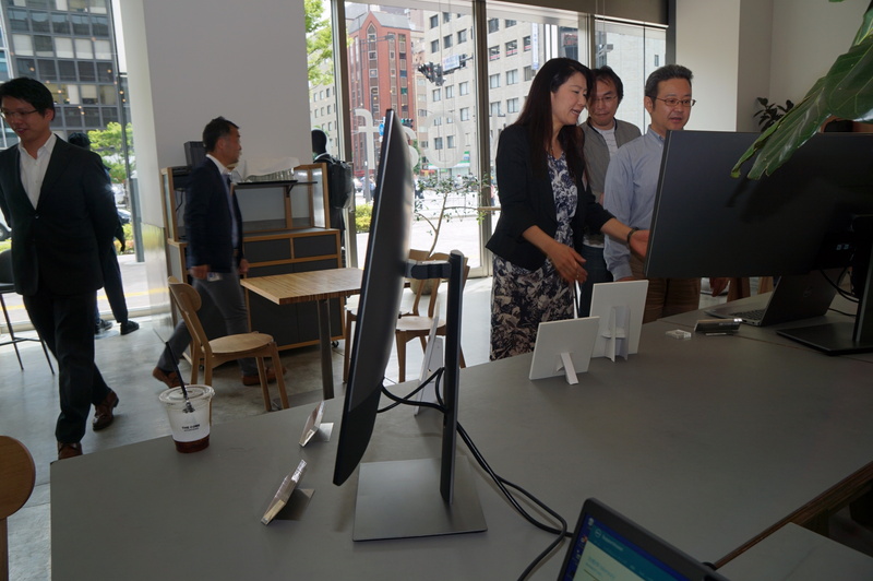 27型USB Type-C搭載ディスプレイ「U2719DC」