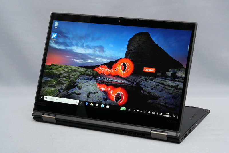 ディスプレイは360度開閉し、クラムシェルモードだけでなく、スタンドモード、テントモード、タブレットモードと4種類の形状で利用可能だ