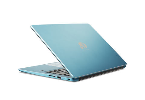 日本エイサー、初音ミクとコラボした14型ノートPC - PC Watch