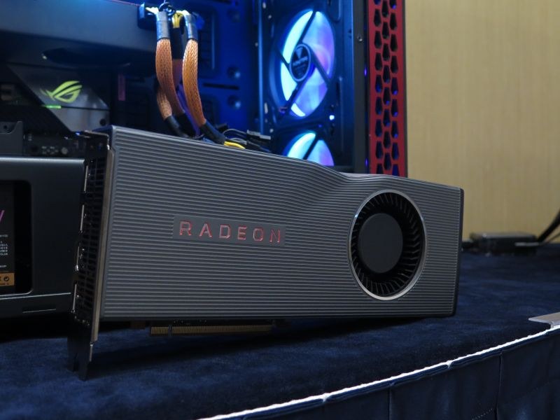 Radeon RTX 5700 XTの実機