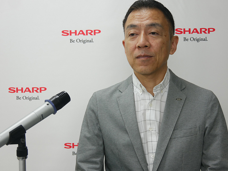 シャープ ビジネスソリューション事業本部ビジュアルソリューション事業部の山本信介事業部長