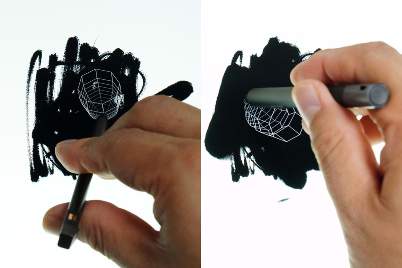 これは書道アプリ「Zen Brush 2」。ThinkPad Pen Pro-6を傾けてもペン先のワイヤーフレームに変化はないが、Dell Premium Active Penではペンと同じ方向にペン先のワイヤーフレームが傾いている