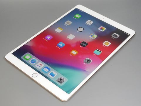 特集】雑誌購読にも最適! コミックを見開きで読むのに適した“大型