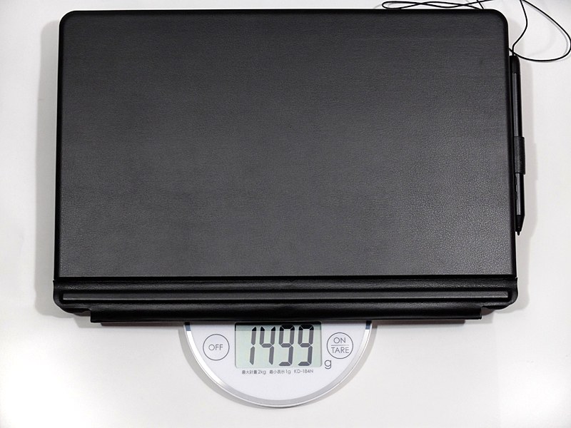 アクティブスタイラスとキーボード装着時の重量は実測で約1.50kg
