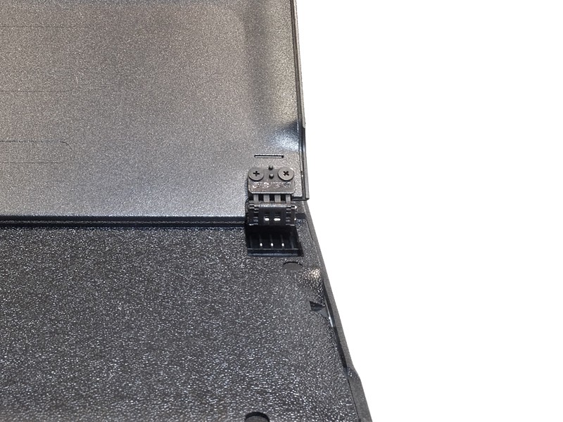 キックスタンドは無段階調整が可能