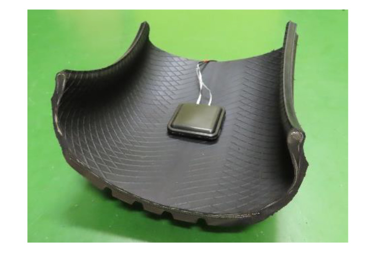 開発された摩擦発電機