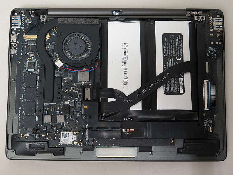 本体を開けたところ