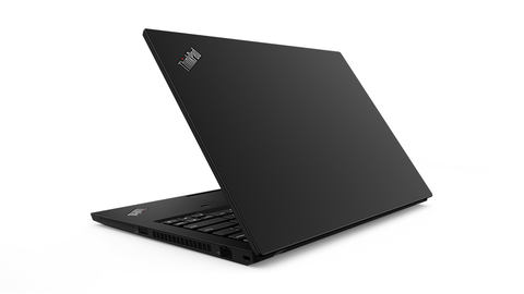レノボ、いつでも工場出荷時の色に戻せるThinkPadの15.6型モバイルWS