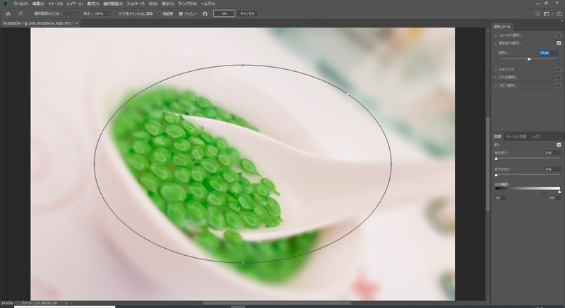 Photoshop CCでのGPUアクセラレーションが効くフィルタのテストでも比較対象に対してはっきり優位を示した。