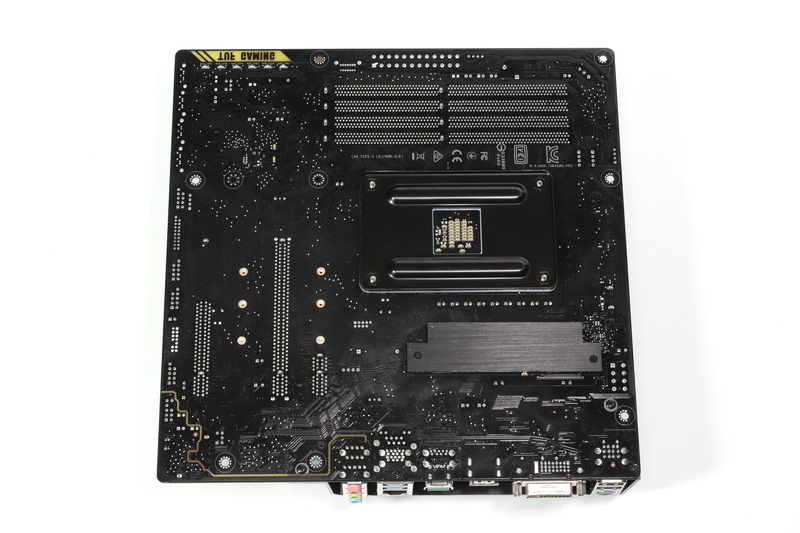 TUF B450M-PRO GAMINGの基板裏面