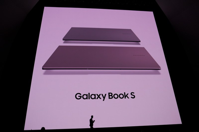 世界初のSnapdragon 8cx搭載Windows PC「Galaxy Book S」