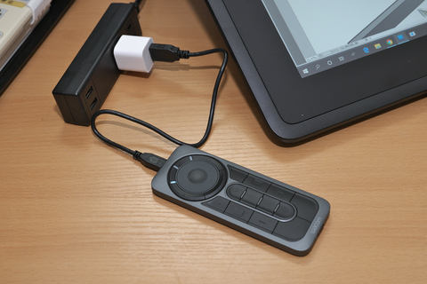Hothotレビュー】ワコムの11万円液タブ「Cintiq 22」で漫画を描いてみ