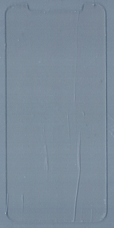 傷はそれほど深くはないが全面に分布。エッジ部の小傷も含め、指への引っかかりも若干ある。継続利用はやや微妙なところ。<BR>評価：★★☆☆☆