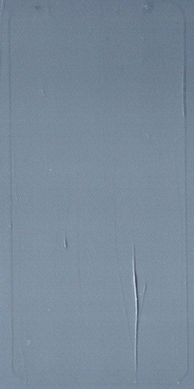 中央の深い傷のほか、浅い傷が全面に分布。中央の傷は表面層がはがれており、指にひっかかるため継続利用は難しい。<BR>評価：★☆☆☆☆