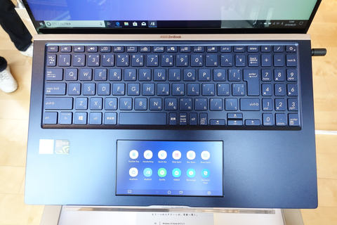 2画面の新型ZenBookとZenFone 6が登場したASUS発表会。30周年記念