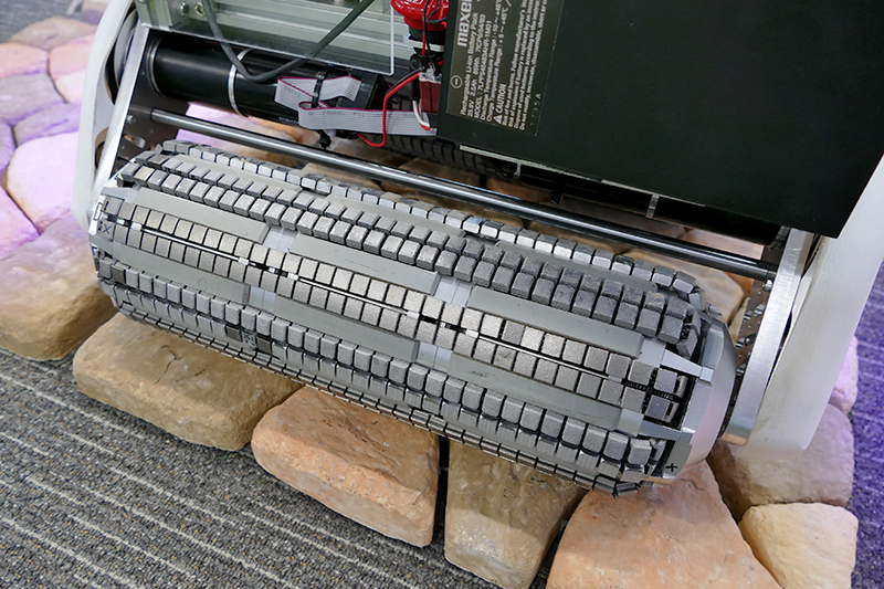 円形断面型駆動機構