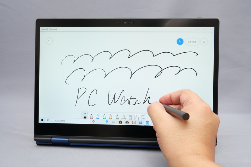 ペン先への追従性も申し分なく、軽快なペン入力が可能だ