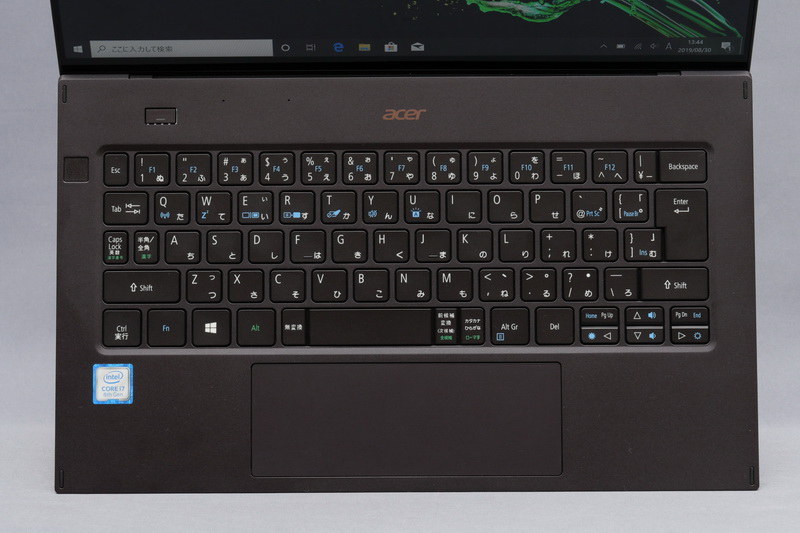 キーボードはアイソレーションタイプ