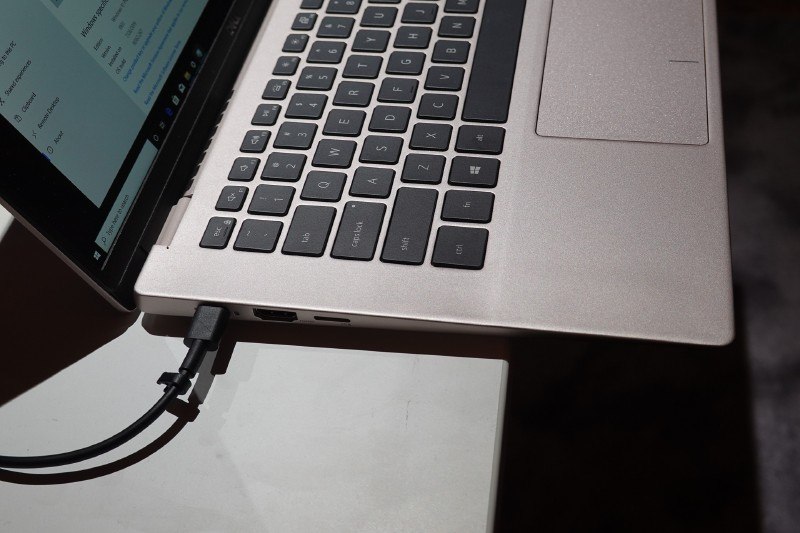 Dell Inspiron 7400、第10世代Core(Comet Lake)搭載