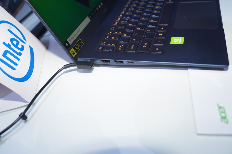 本体の左側面、ACアダプタ端子、HDMI、USB Standard A、USB Type-C(TB3対応)