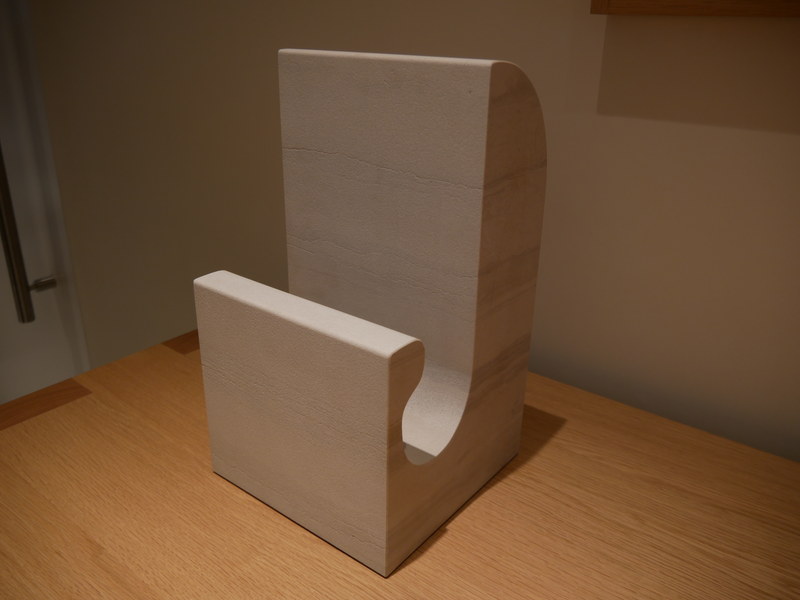 ボードルームには階段の手すりの素材を使ったオブジェも