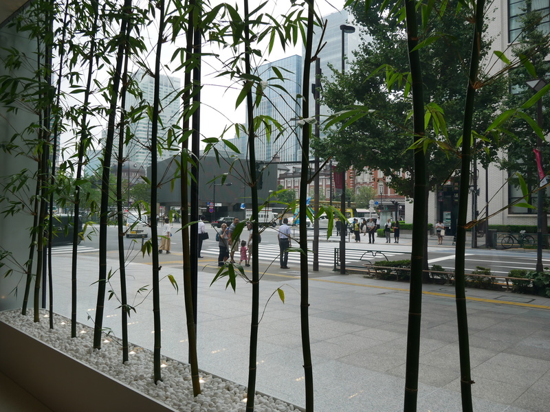 日本産の本物の竹が植えられている