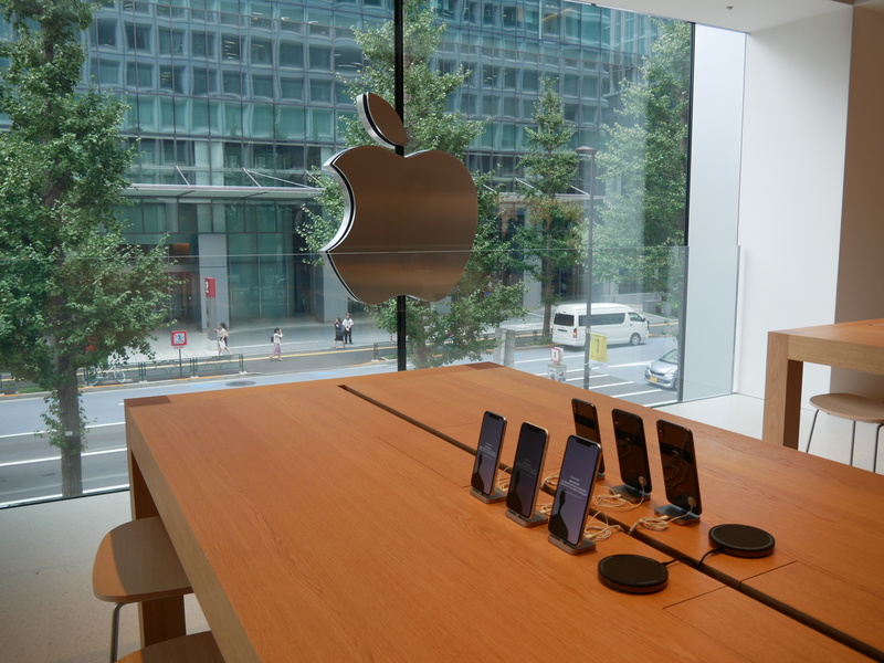 ジーニアスによる技術相談はこうしたテーブルを使って行なわれる