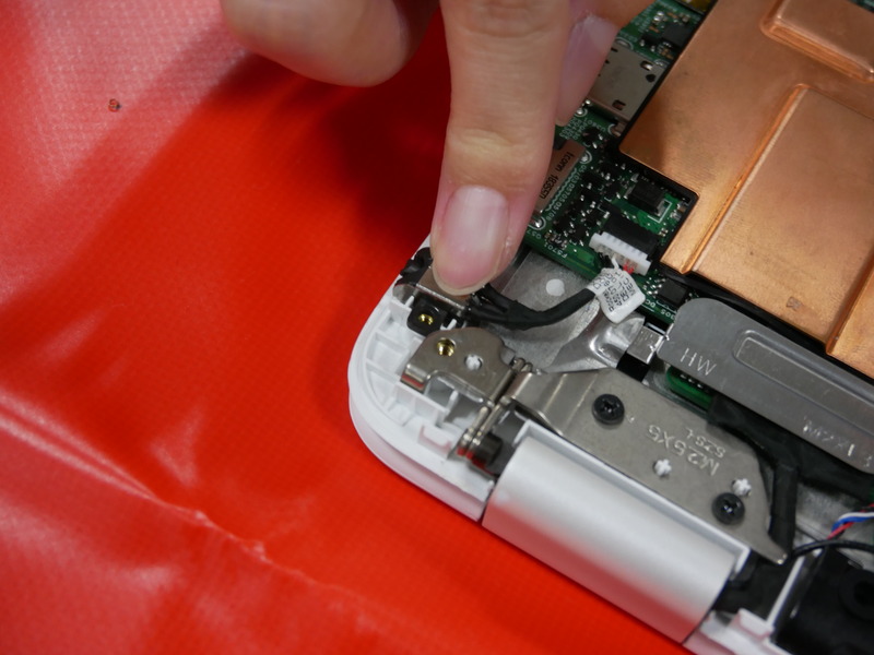 電源アダプタボードの接続作業