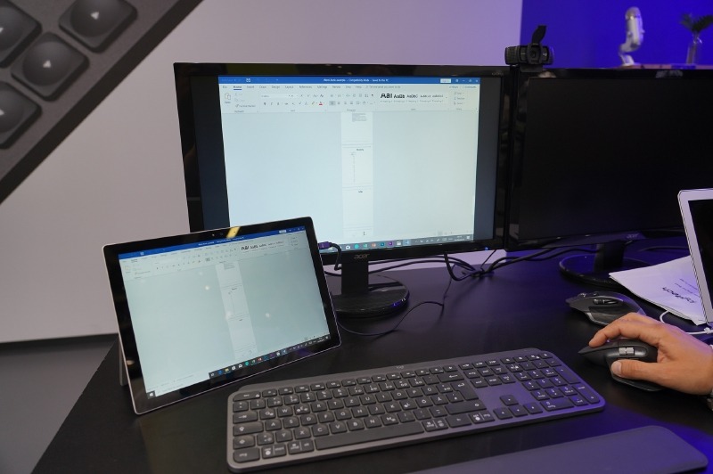 Wordではサイドホイールで拡大縮小ができる