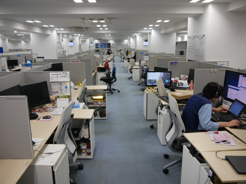 テクニカルサポート部門の様子