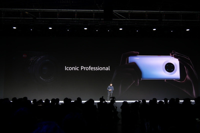 Leicaのカメラを意識してデザインされている