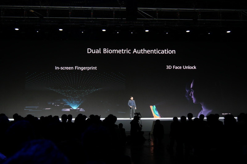 Mate 30 Proでは、生体認証機能としてディスプレイ内蔵型指紋認証センサーと3D顔認証機能を搭載