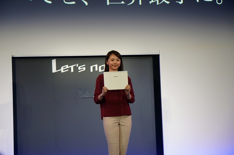 レッツノートQV8