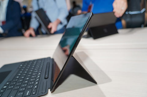 Surface Pro X SQ1 8GB 128GB とキーボード Microsoft Surface Pro X